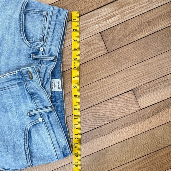 Madewell x Molly Dickson 30 crossover zipper - Picture 6 of 6